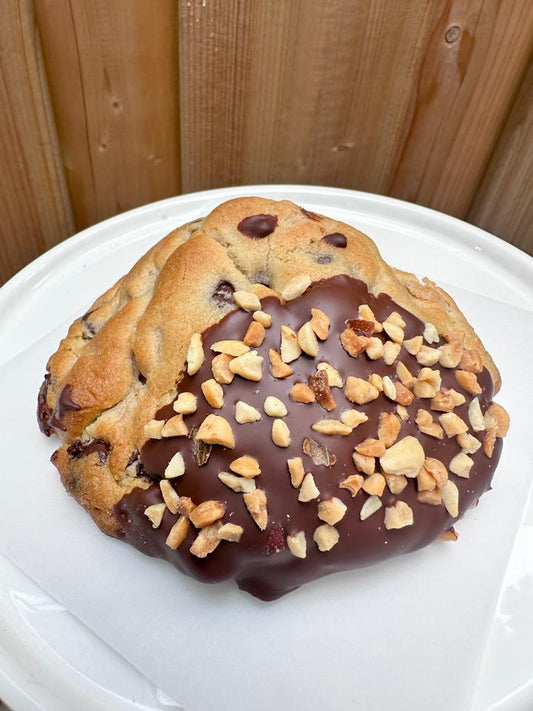 Super Duo Peanut Butter Dark Chocolate Grand Cookie